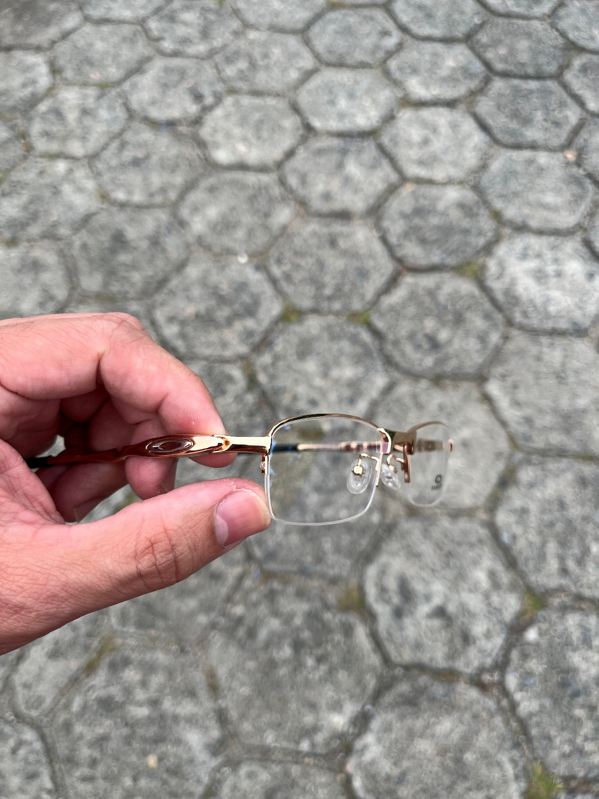 Sem Gral Lente